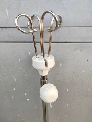 환자용 침대 스테인레스 강 물방울은 정맥내 물방울 홀더 병원 가구를 세웁니다
