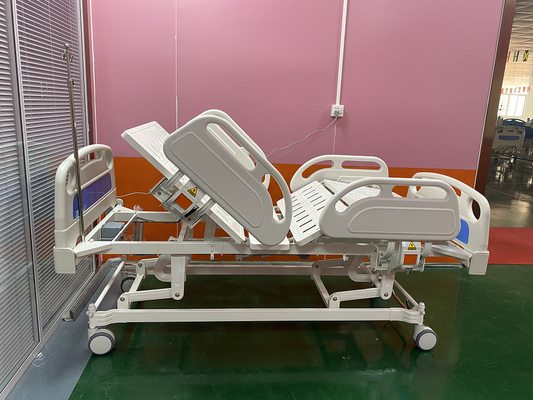 ICU 병동 방 3 기능 전기 병원 침대는 하얗어서 파래집니다