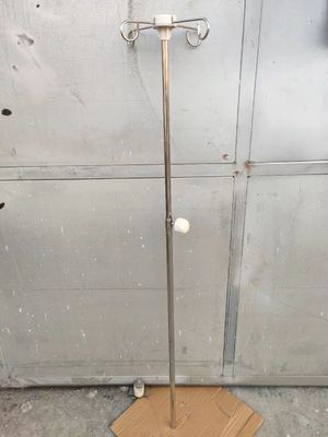 조정할 수 있는 SUS 의학 물방울 입지 정맥내 병원 물방울 입지 OEM 높이