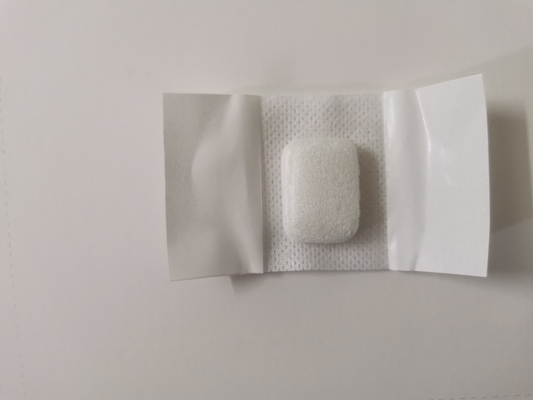 분리 헤모스타타시스를 위한 빠른 흡수성 압력 처치 소비재의